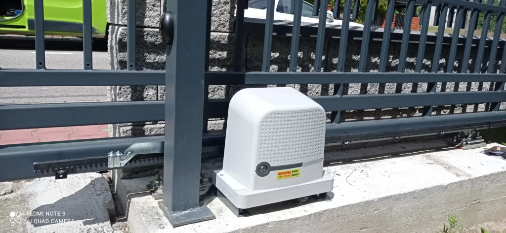 napęd do bramy przesuwnej